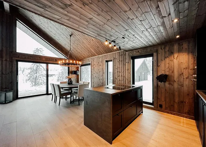 Charming Summer Farm Hut At Sjusjoen בית נופש